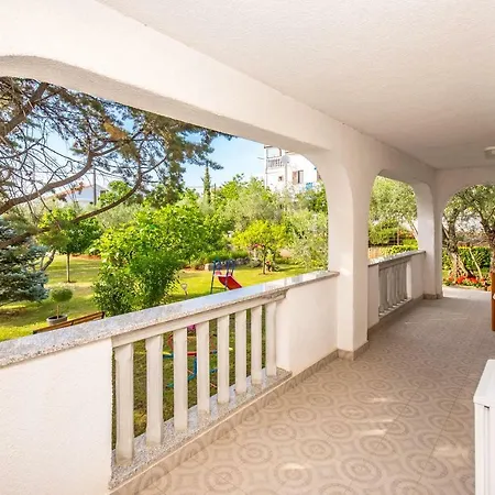 Apartmán Garden Paradise App