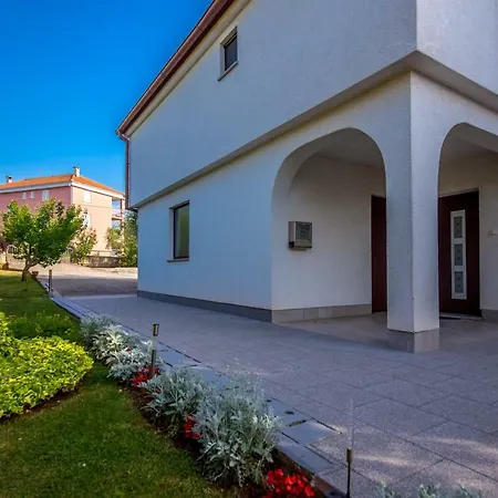Apartmán Garden Paradise App *